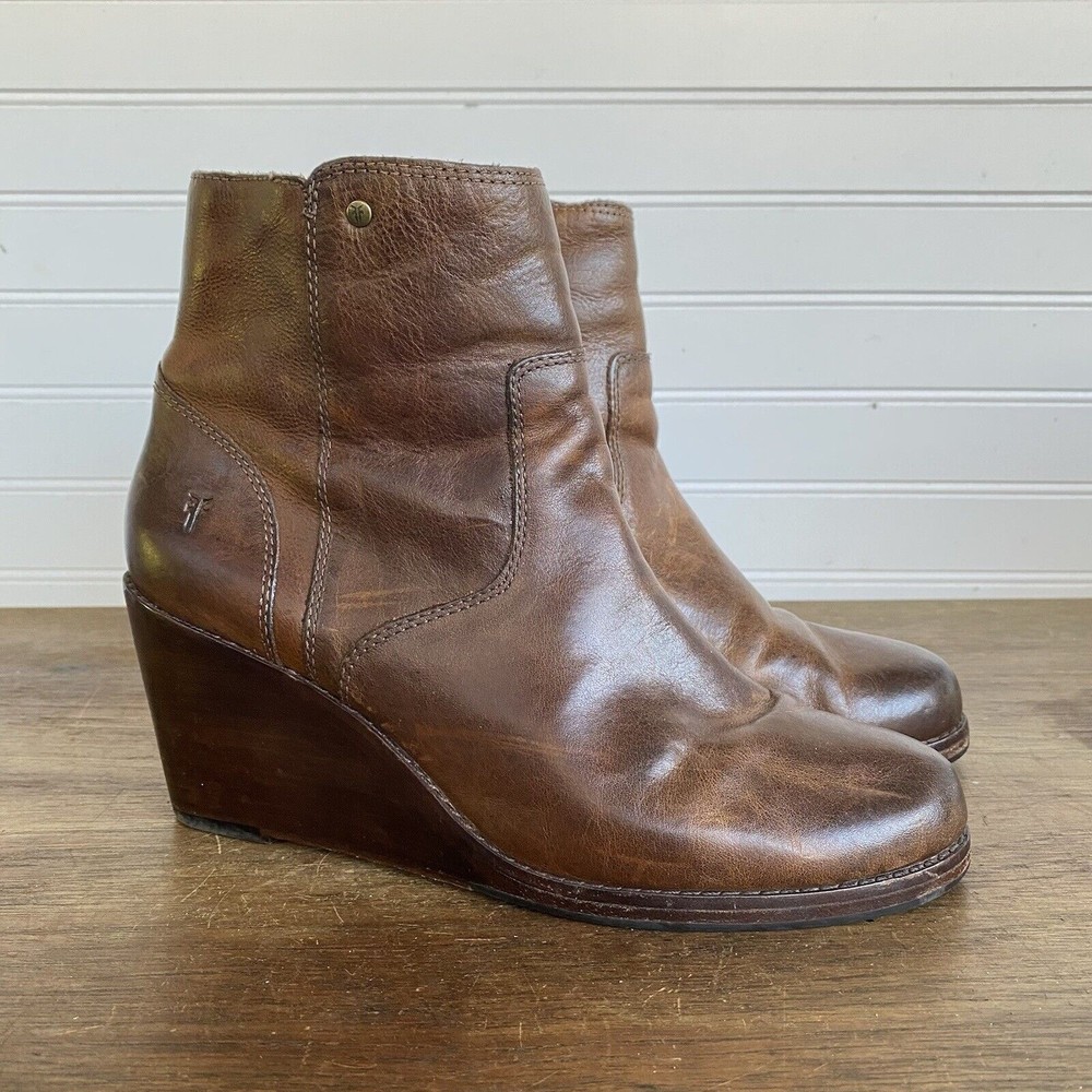Frye Womens Ankle Boots Regina Brown Wedge  Zip Up Heel Distressed Booties 8.5